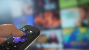 7 خدمات بث مجانية لمشاهدة الأفلام والعروض والمسلسلات